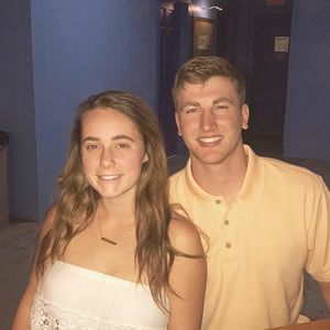 Meet your Posher, Lura